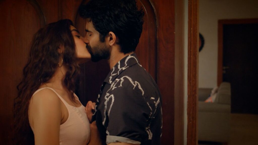Janhavi Uday Hot Scenes 